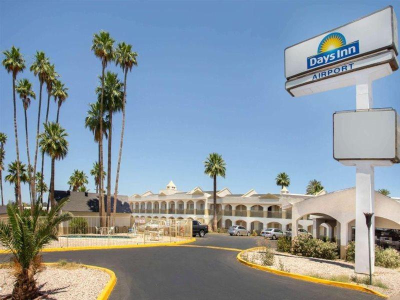 Days Inn By Wyndham Airport - 피닉스 외부 사진